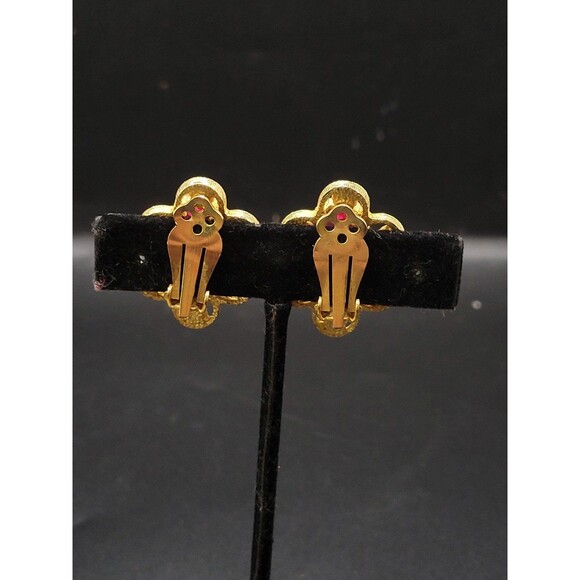 Vintage Pink Rhinestone Gold tone Clip on earrings - Picture 7 of 10